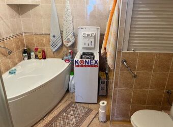 ID:9779
Ponúkame na predaj 3-izbový byt v meste Snina na uli
