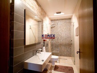 ID:3271 Ponúkame exkluzívne na predaj krásny, kompletne zrek