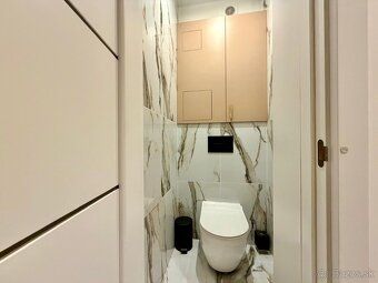 Ponúkame na prenájom exkluzívny luxusný 3‑izbový byt s výmer