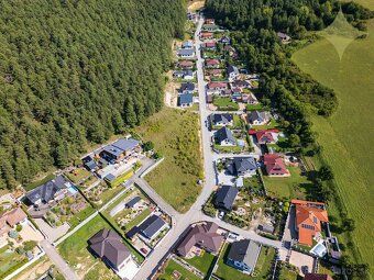 Ponúkame na predaj krásny pozemok s rozlohou 1236 m² v obci 