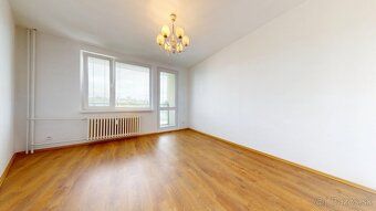 Predaj: 4 izb. byt 108m2, začiatok Karlovej Vsi, ul. Adámiho