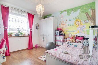 Moderné Reality ponúka na predaj 4-izbovú novostavbu rodinné