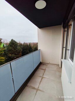 Ponúkam na prenájom nadštandardný 1 izbový byt s rozlohou až