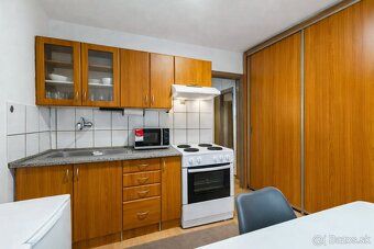 Predám 1‑izbový byt, Košice – Jesenná ulica (centrum) Cena: 