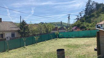 Predam tento pozemok 20km od hraníc od Turne nad Bodvou v os