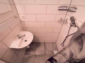 Center Reality. sk - ponúka na žiadosť majiteľa GARSÓNKU na 