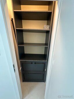 Ponúkame na prenájom moderný 3-izbový byt (76 m²) po komplet