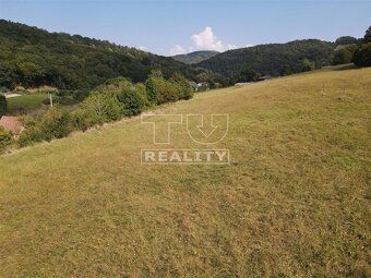 TU Reality - Vám ponúka na predaj veľký slnečný stavebný poz