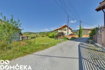 Spoločnosť DO DOMČEKA vám ponúka na predaj slnečný pozemok s