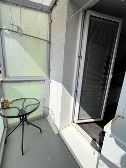 Ponúkame Vám na predaj tento krásny, kompletne zariadený a s