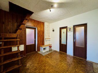 KING REAL exkluzívne ponúka na predaj rodinný dom v obci Šar