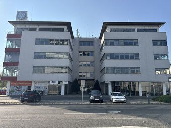 Realitná kancleária KNB - Komerčné Nehnuteľnosti Bratislava 
