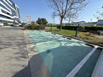 Realitná kancleária KNB - Komerčné Nehnuteľnosti Bratislava 