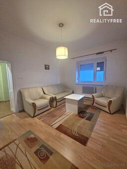Typ: Rodinný dom Ulica: Továrenská Obec: Gabčíkovo
REALITYFR