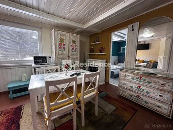 Realitná kancelária Residence Real ponúka: ZRUBOVÁ CHATKA NA