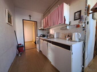 Ponúkame na predaj 3-izbový byt o výmere 66 m², nachádzajúci