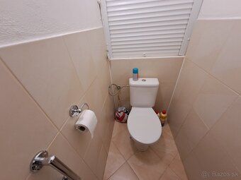 Ponúkame na predaj 3-izbový byt o výmere 72 m², nachádzajúci