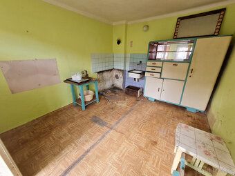 Typ: Rodinný dom Obec: Brusno
PEKNÉ BÝVANIE realitná kancelá