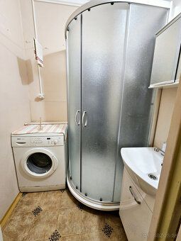 Typ: 3-izbový byt Ulica: Školská Obec: Hriňová
Hľadáte domov