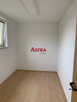 ASTRA reality a Ing. Jozef Takáč ponúka na prenájom skladovú