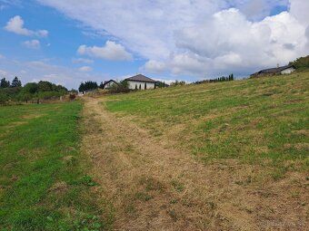 Na predaj stavebné pozemky v obci Žehňa.
Základné informácie