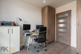 Hľadáte nové bývanie v perfektnej lokalite v Poprade?
Ponúka