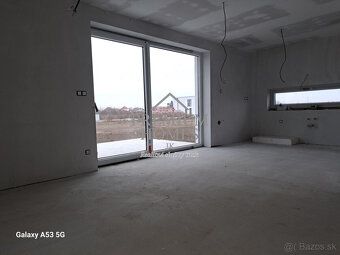 Typ: Rodinný dom Obec: Košúty
Ponúkame Vám na predaj luxusný