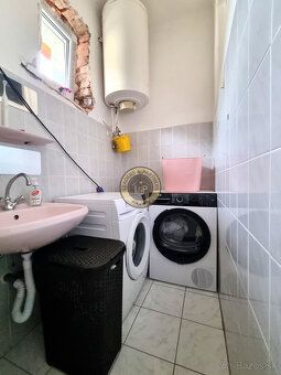 Typ: Rodinný dom Ulica: Hegyeshalom Obec: Hegyeshalom
Realit