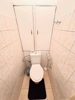 Ponúkame na predaj 2-izbový byt o výmere 55 m², nachádzajúci