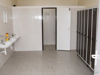 SKLAD 1474 m² S RAMPAMI PRE KAMIÓNY | BANSKÁ BYSTRICA – ZVOL