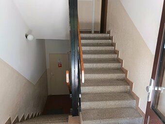 Ponúkame do prenájmu veľkometrážny byt s garážou v širšom ce