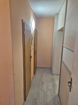 Hľadáte bývanie s krásnym výhľadom a dostatkom svetla? Tento