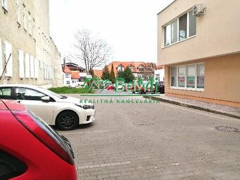 Typ: Kancelárie Ulica: T. G. Masaryka Obec: Lučenec
ID:042-2