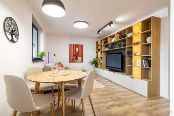 Typ: 3-izbový byt Ulica: Kosatcova Obec: Košice-Vyšné Opátsk