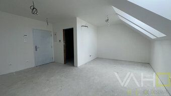 Typ: 1-izbový byt Mestská časť: Centrum a okolie Obec: Trnav