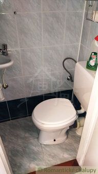 Na predaj sa ponúka tento čiastočne zrekonštruovaný RD v rad