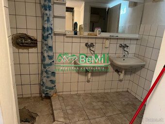 Typ: Rodinný dom Obec: Levice
Ponúkame Vám na predaj 2 rodin