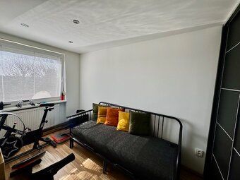 Ponúkame Vám na predaj 3 izbový byt o výmere 71 m2 v tehlove
