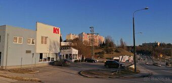 V polyfunkčnom objekte K1, Rudohorská 1/A, Sásová, na 1NP pr