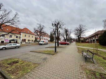 Ponúkame na prenájom praktický a plne vybavený kancelársky p