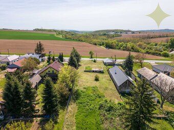 Exkluzívne Vám ponúkam : -stavebný pozemok -cena:59 900euro
