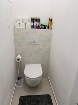 Ponúkame na prenájom úplne nový klimatizovaný apartmán na 8.