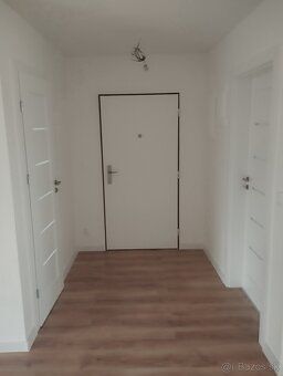 Na predaj: 3 izbový byt na 2.posch/2, v tichom prostredí pri