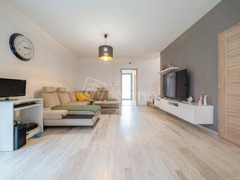 Na predaj slnečný 4.-izbový rodinný dom v golfovom resorte H