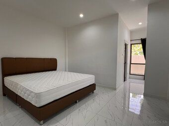 Plocha: 126.00 m² Pozemok: 364.00 m² Izby: 4 Spálne: 3 Kúpeľ