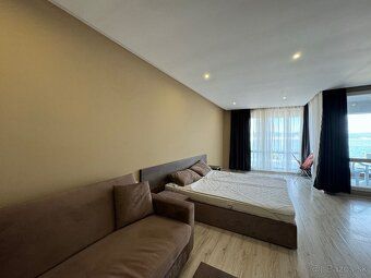 Plocha: 72.00 m² Izby: 1 Spálne: 1 Kúpeľne: 1 Poschodie: 2 R
