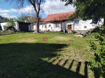 Exkluzívne ! ! !
AstonReal ponúka na predaj 5 izbový Rodinný