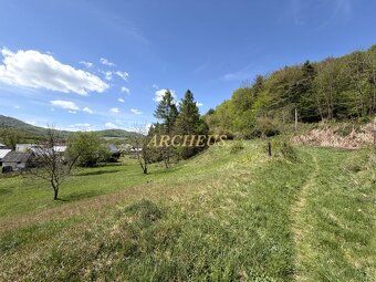 Ponúkame na predaj krásny stavebný pozemok s výmerou 1261 m²