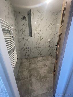 Napredaj 2 izbový byt o rozlohe 58 m2 po komplexnej rekonštr