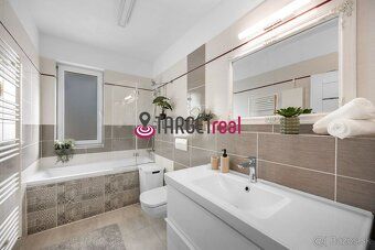TARGETREAL ponúka na predaj moderný 4-izbový rodinný dom s j